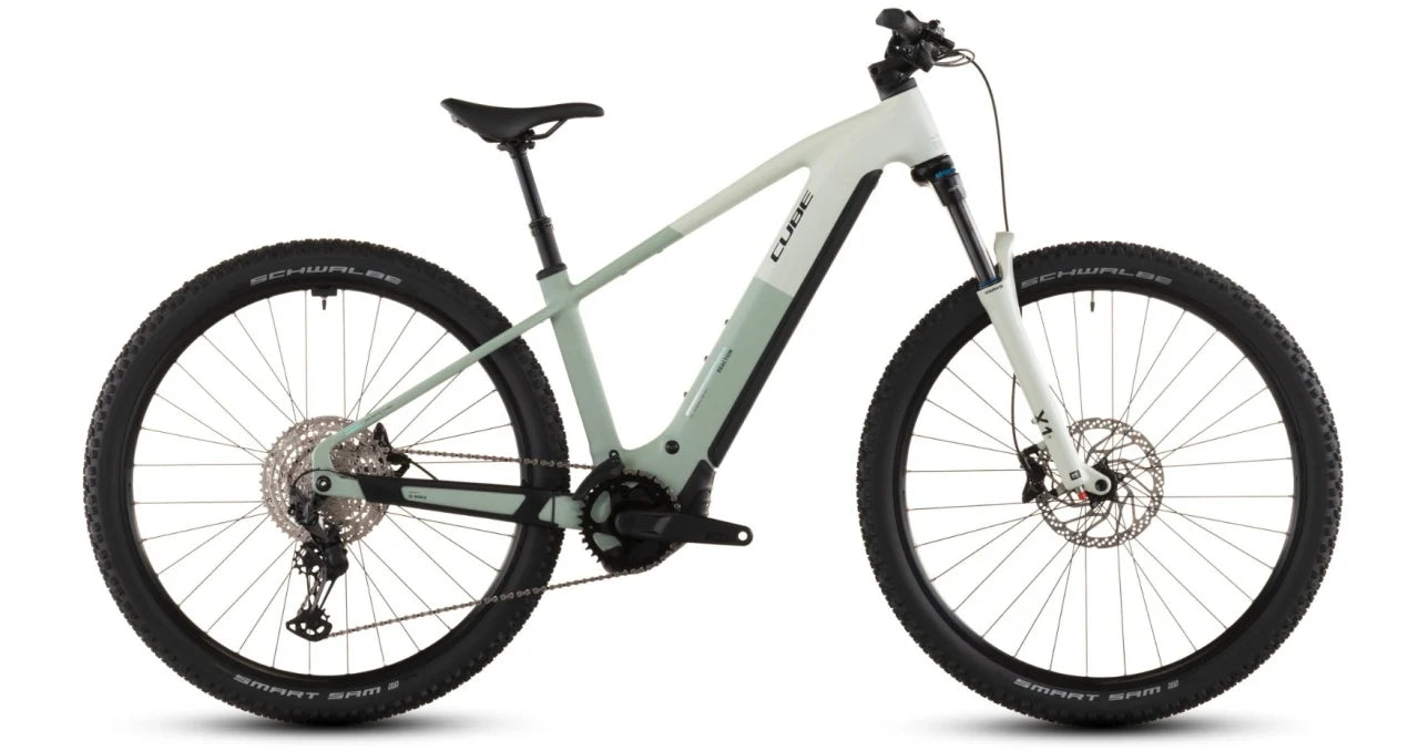 Bicicleta Electrică Cube REACTION HYBRID PRO 800