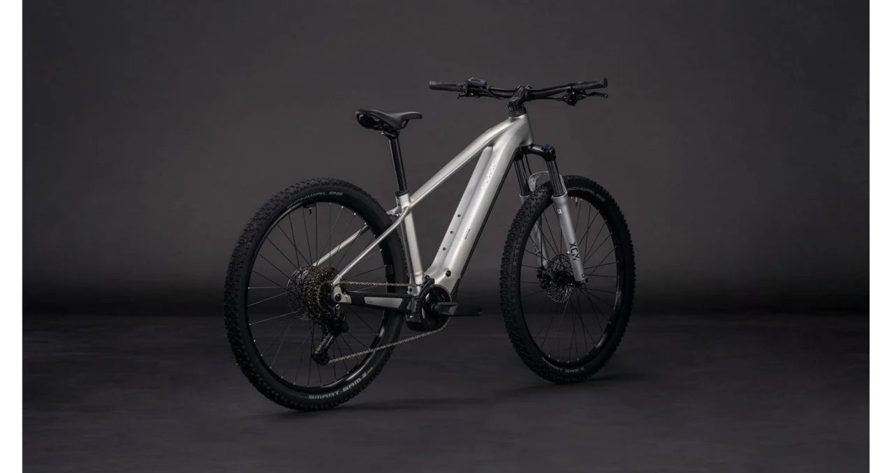 Bicicleta Electrică Cube REACTION HYBRID ONE 600