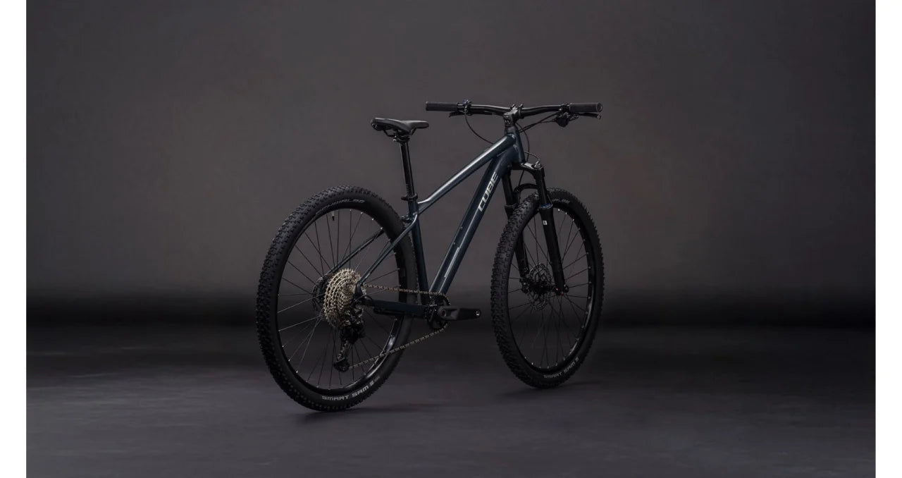 Bicicleta Cube ATTENTION PRO, Night BLACK, 2026 - 29"